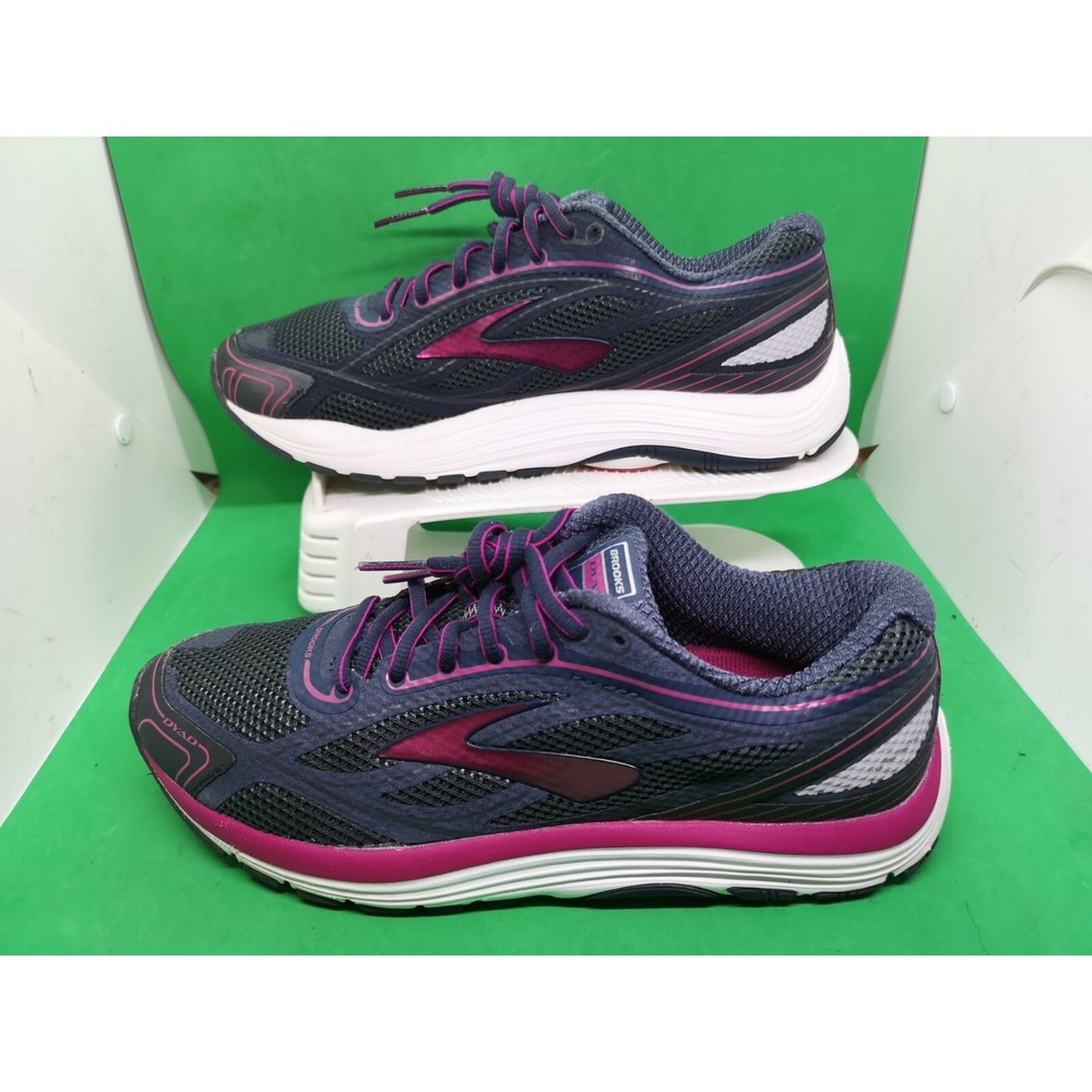 Brooks Dyad 9 Women's Size 9.5 Running Shoes Gray Purple Pink 1202231B442